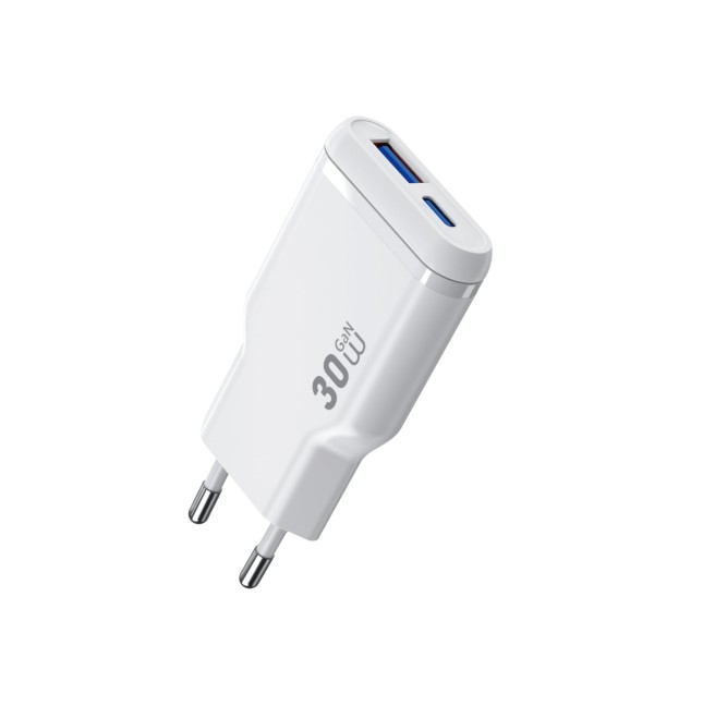 30 W Ultra-Compact GaN PD Charger with USB-A and USB-C Essen